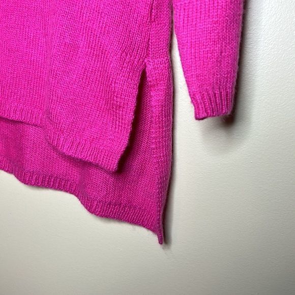 Reitmans Fuchsia Pink Cashmere Blend V-Neck Sweater Women’s Small Petite - Picture 4 of 7
